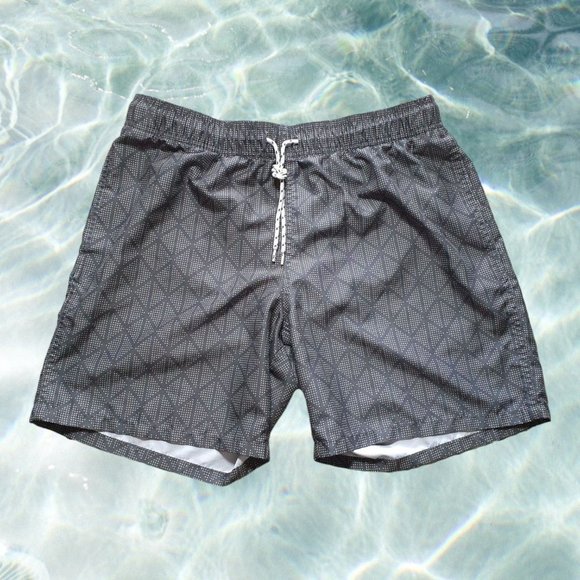 Goodfellow Mens Medium Swim Trunks Board Shorts Surfing Beach Core Vacation - Picture 1 of 8